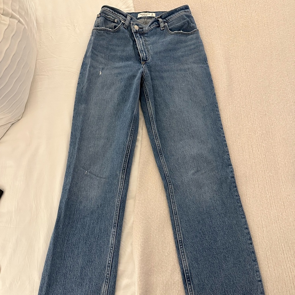 Ultra High Rise 90s Straight Jean